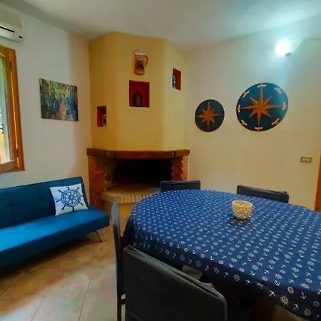 Casa Frantina A 150m Dal Mare I.u.n. R3919 * Capitana